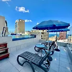 Midtown Hotel & Suites